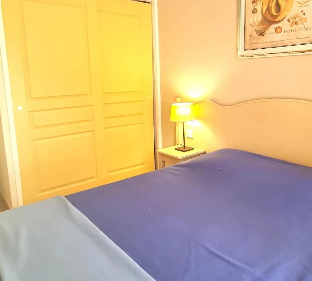 Apartment With Sea View In Roquebrune-Sur-Argens